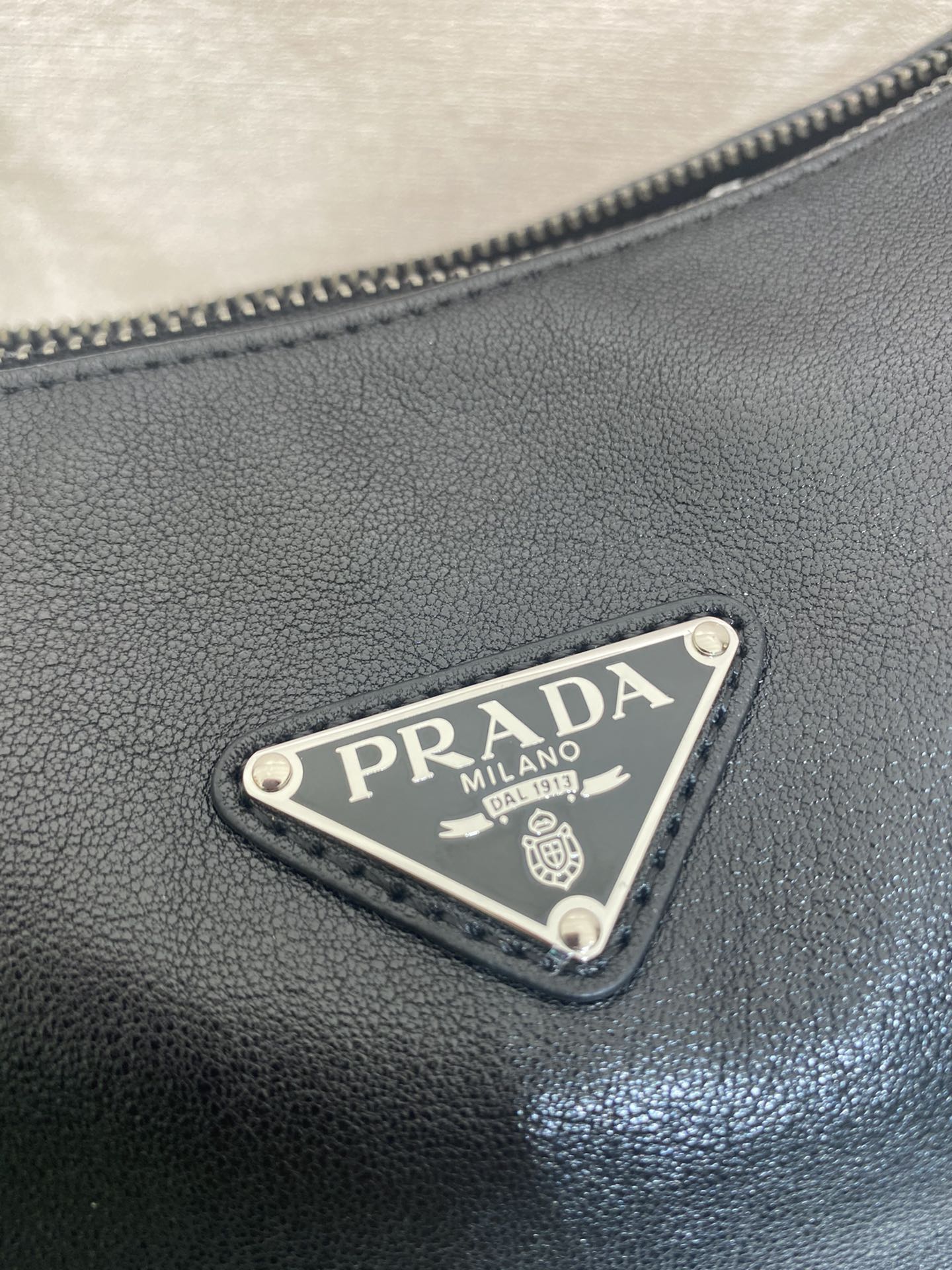 Prada Basic Bag Sheepskin 15cm-l