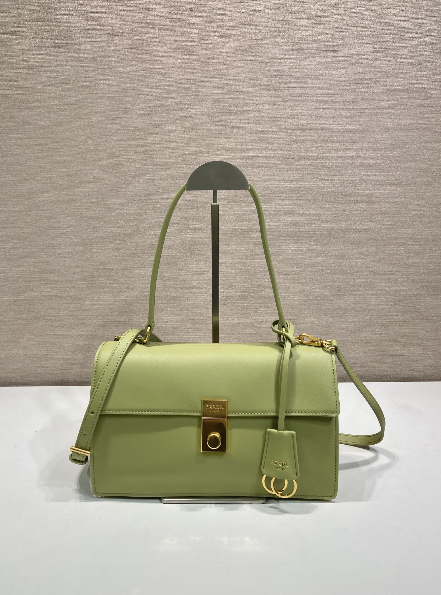 Prada Basic Bag Cow Leather 10cm-s