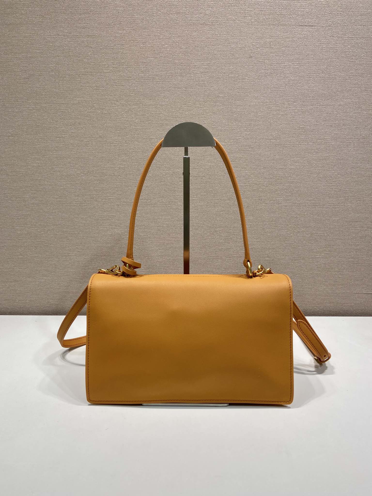 Prada Basic Bag Cow Leather 10cm-s