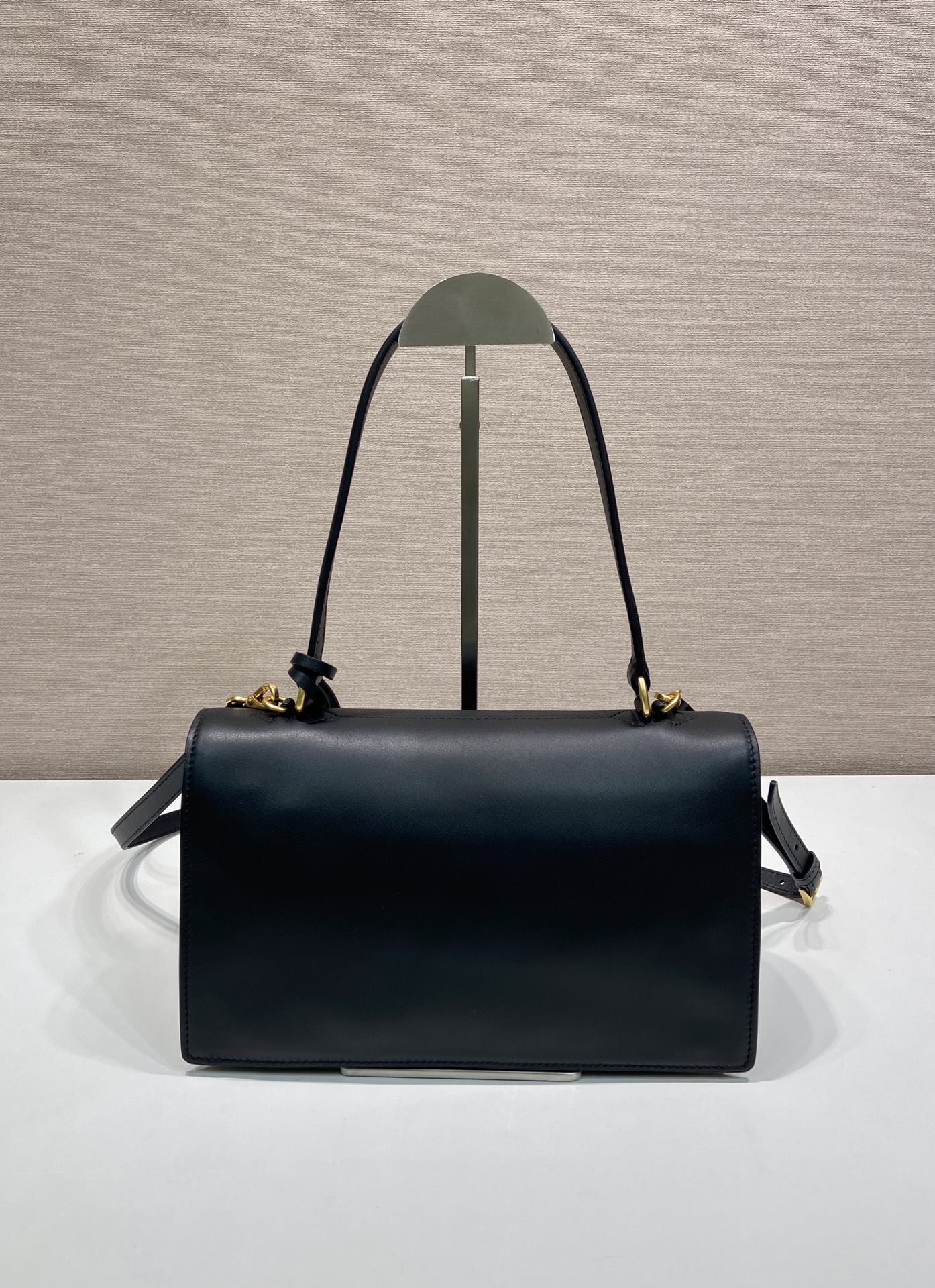 Prada Basic Bag Cow Leather 10cm-s