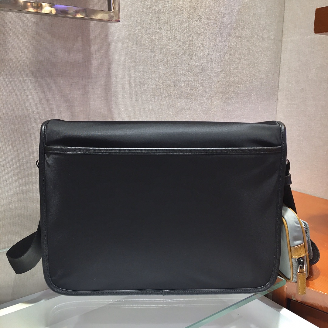 Prada Messenger Bag Nylon 12cm-s