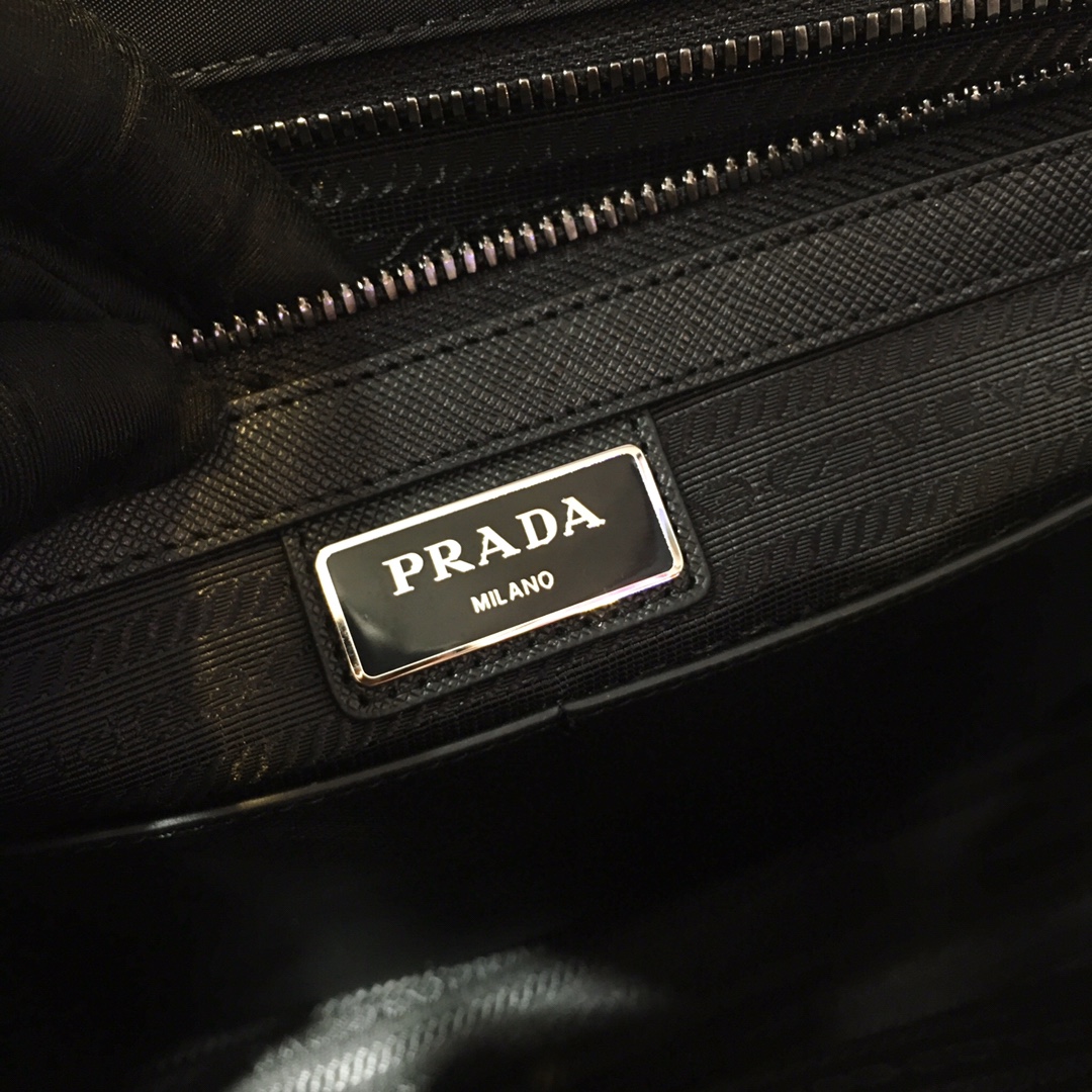 Prada Messenger Bag Nylon 12cm-s