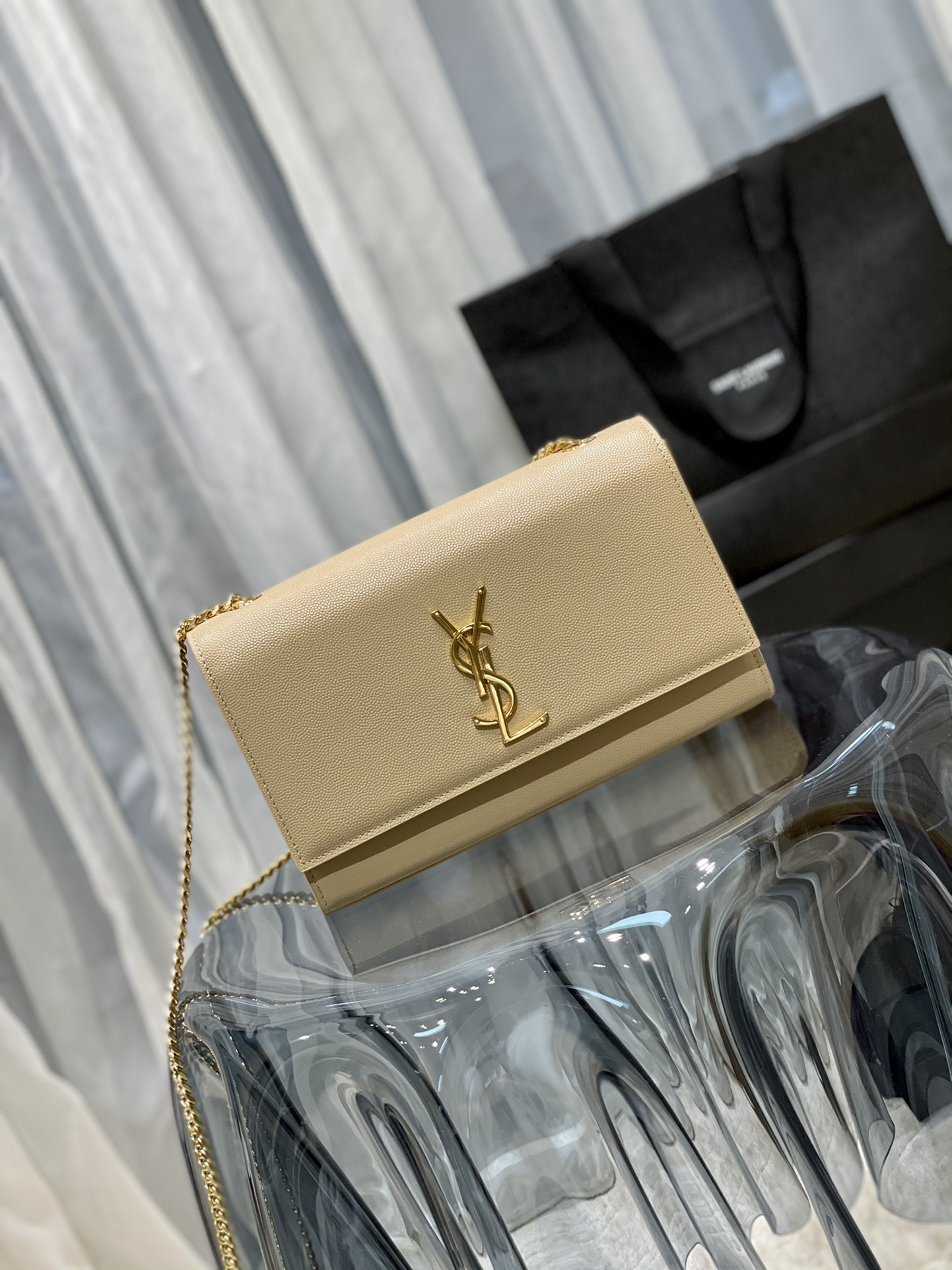 Basic Bag M