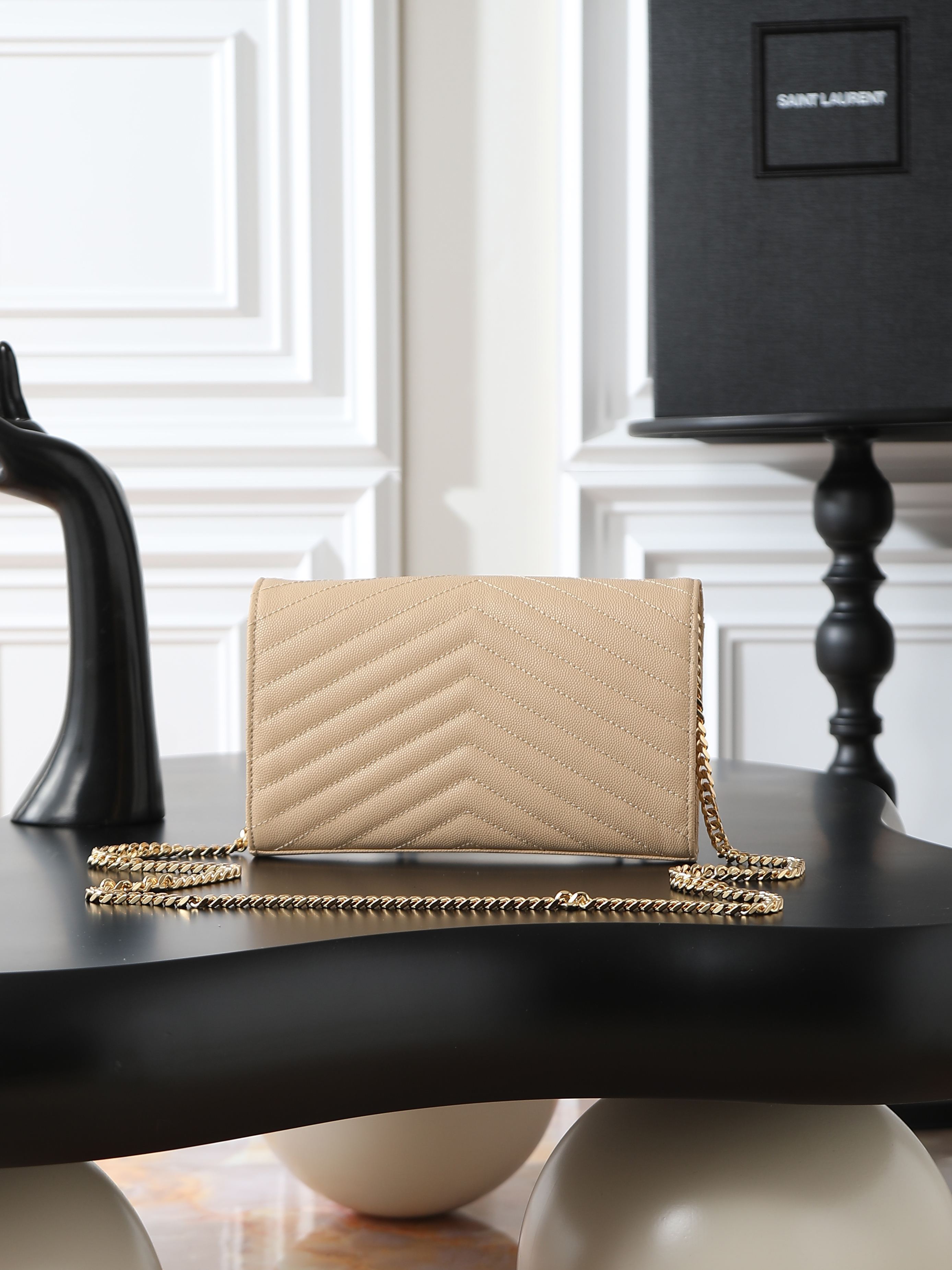 Louis Vuitton Basic Bag Cow Leather Large Capacity M-l