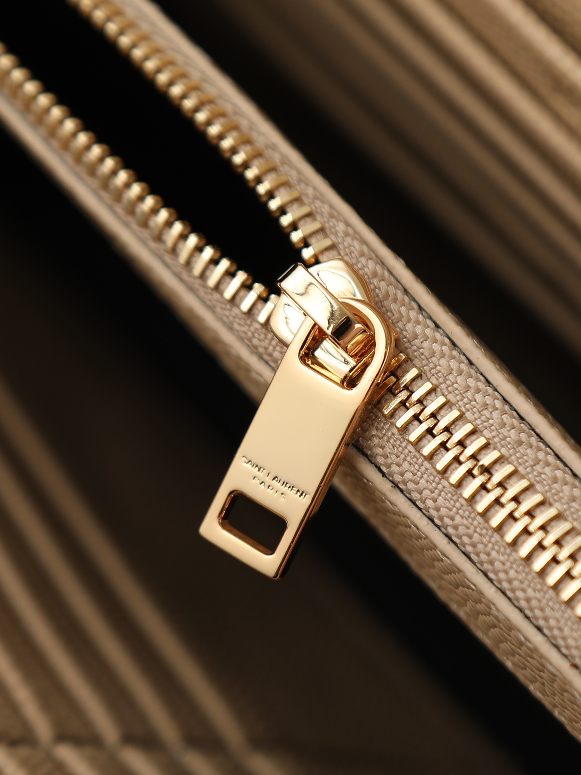 Louis Vuitton Basic Bag Cow Leather Large Capacity M-l