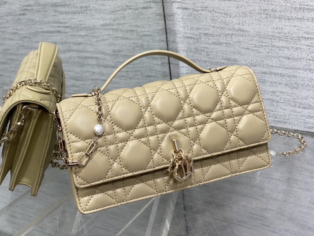 Clutch Bag Sheepskin M-s