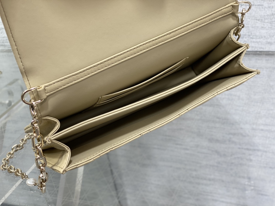 Clutch Bag Sheepskin M-s