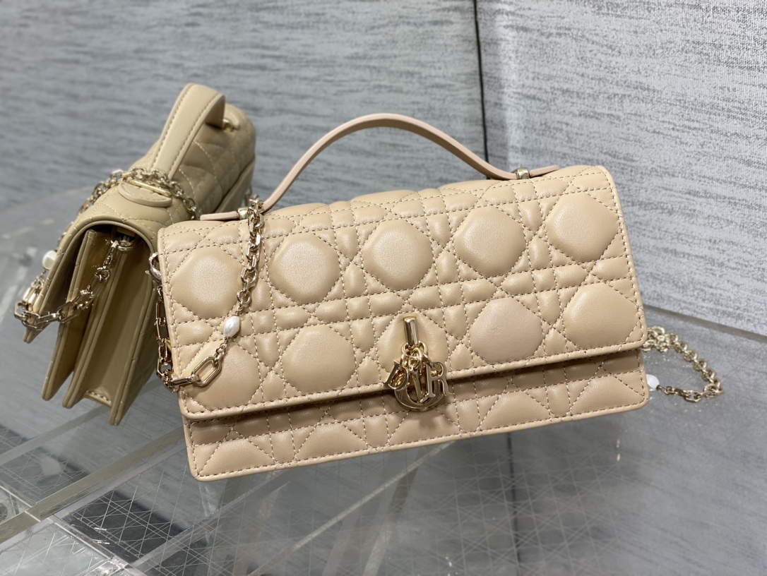 Clutch Bag Sheepskin M-s