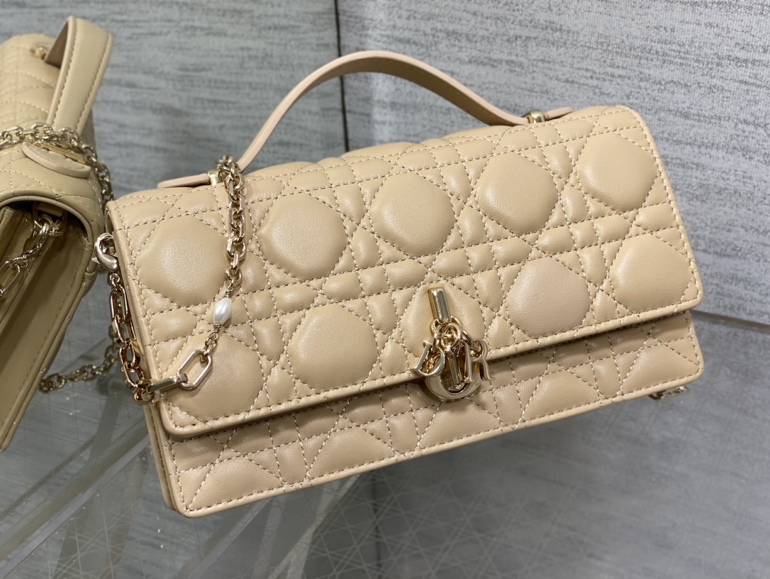 Clutch Bag Sheepskin M-s