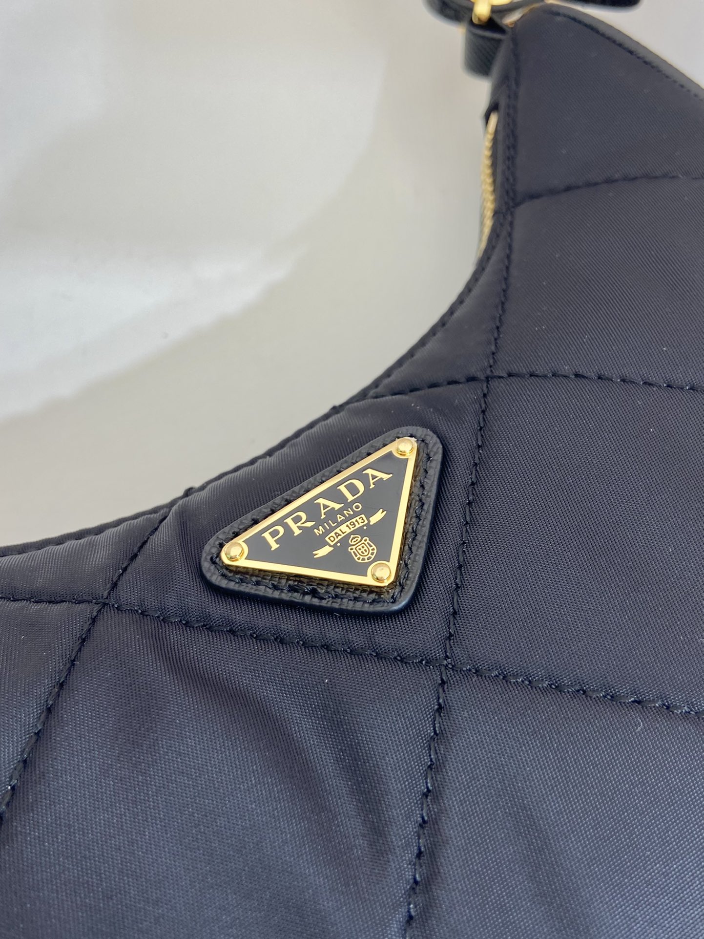 Prada Crossbody Bag Cow Leather M