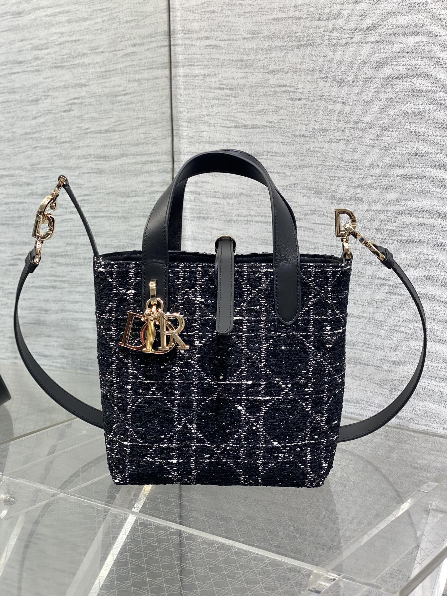 Basic Bag Cow Leather Foldable 18cm-s
