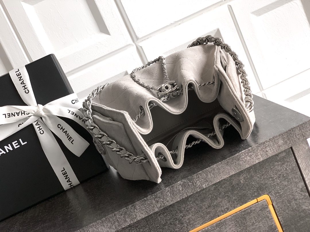 Chanel Basic Bag Brown M-l