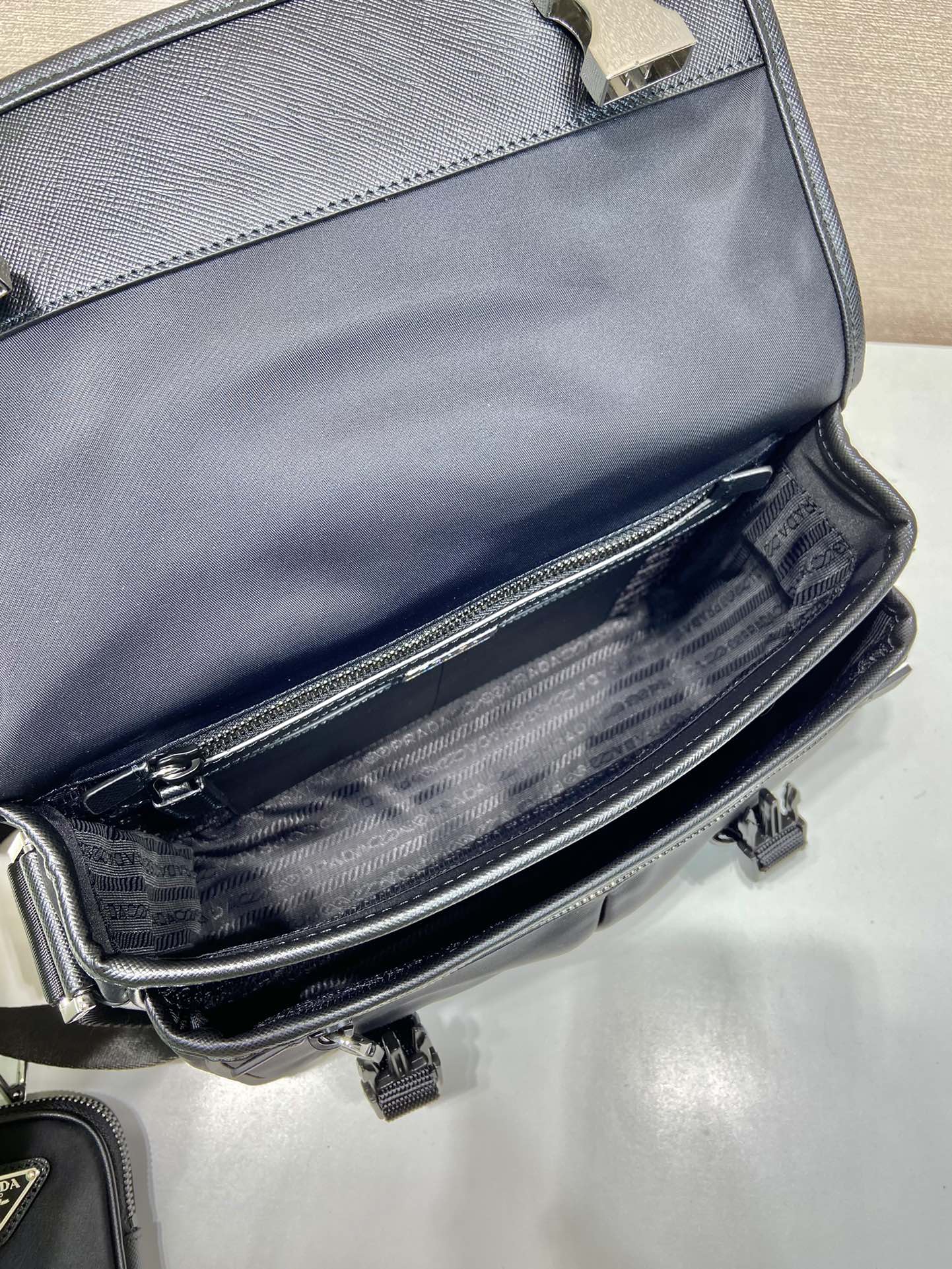 Prada Messenger Bag Nylon 10cm-s