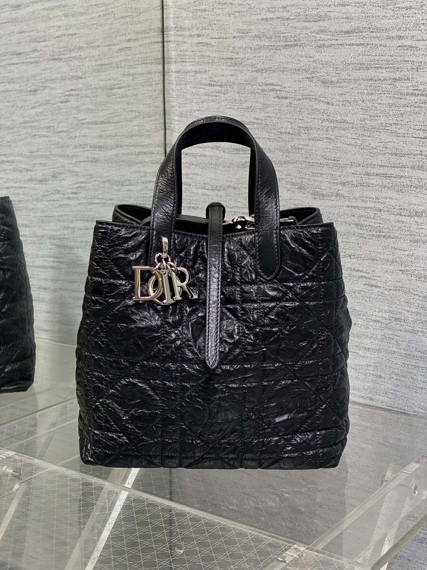 Basic Bag Cow Leather Foldable S-22cm