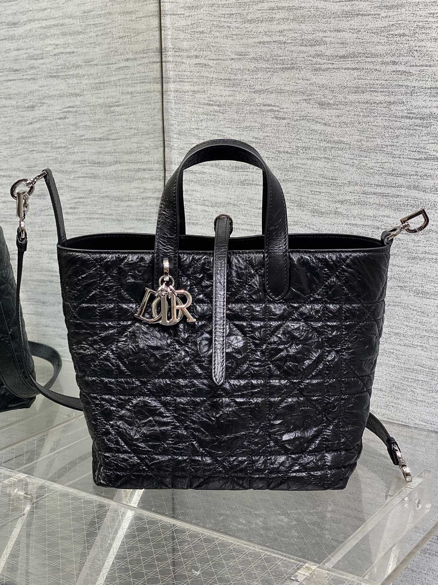 Basic Bag Cow Leather Foldable S-22cm