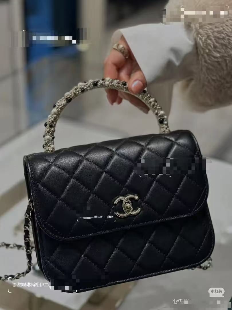 Chanel Basic Bag Cow Leather Black M-l