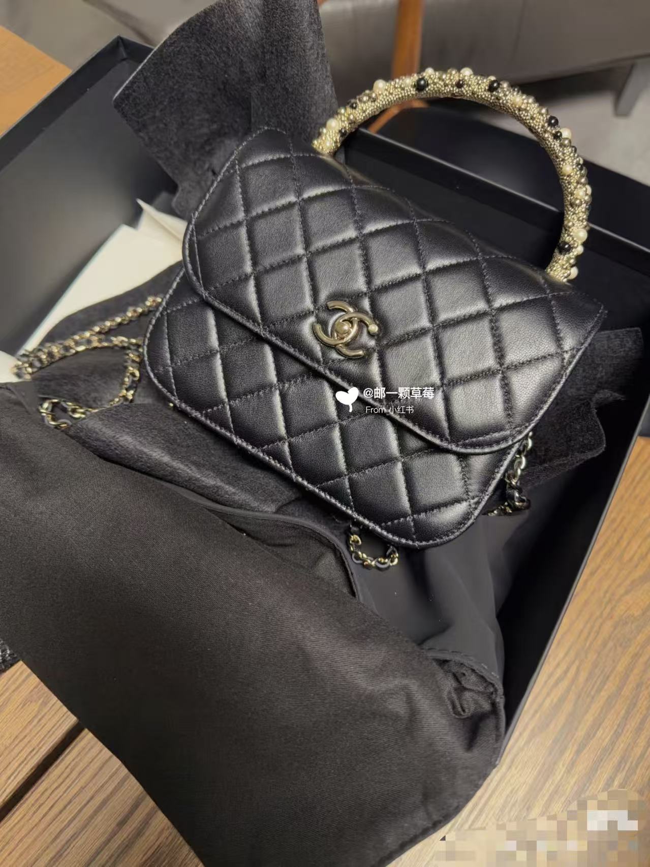 Chanel Basic Bag Cow Leather Black M-l