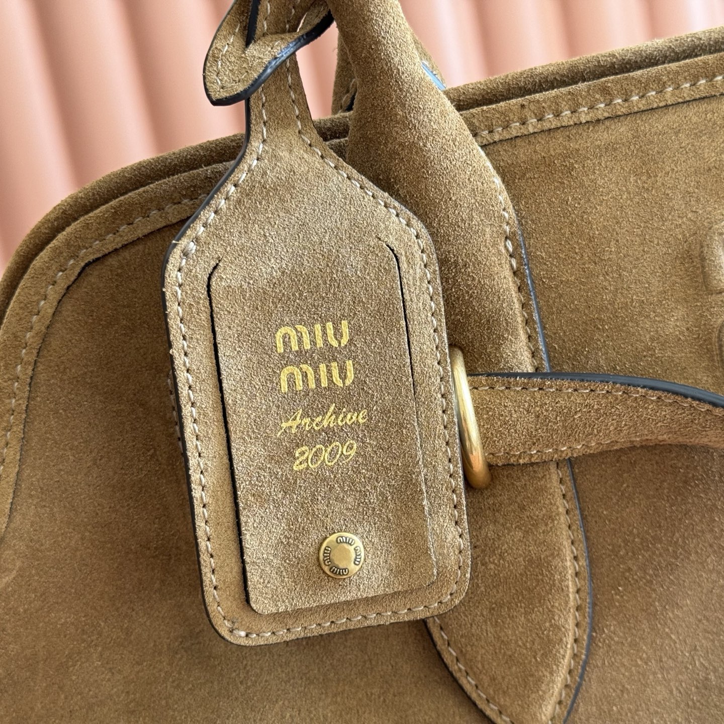 Miu Miu Female Tote Bag Sheepskin Gold M-13cm