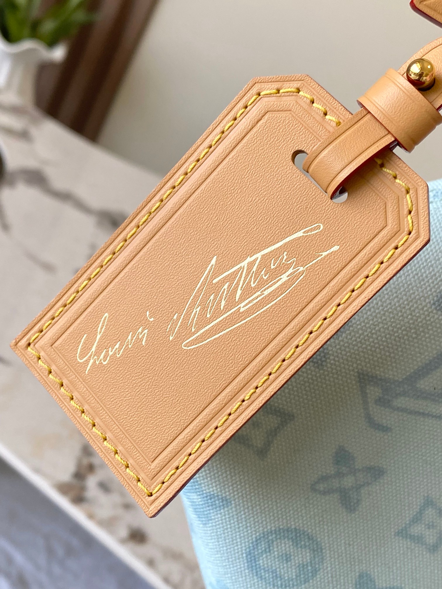 Louis Vuitton Basic Bag M-l-s