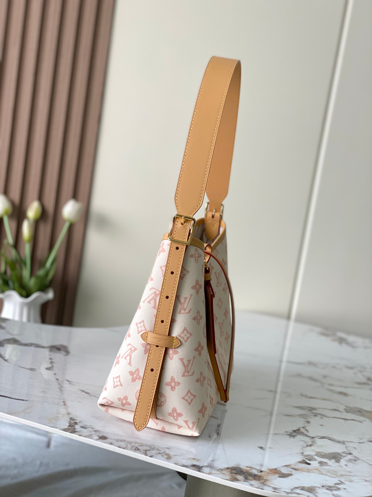 Louis Vuitton Basic Bag Cow Leather White M-l