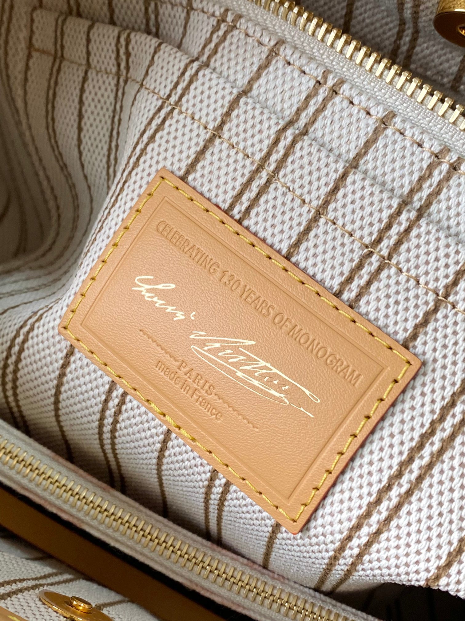 Louis Vuitton Basic Bag Cow Leather White M-l