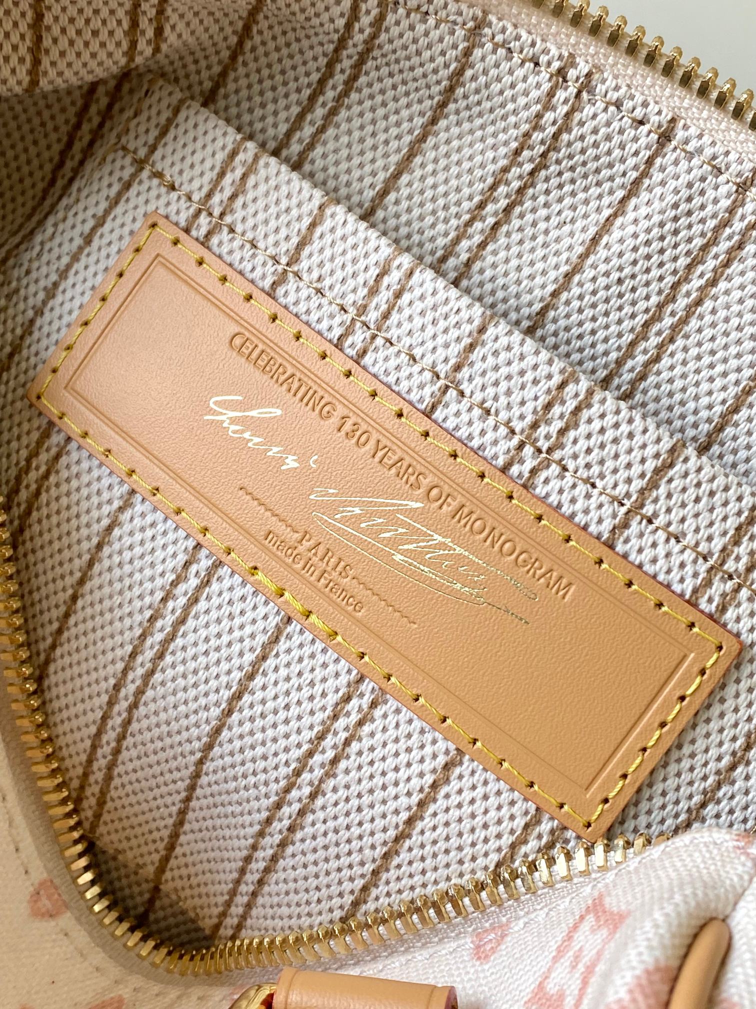 Louis Vuitton Basic Bag Cow Leather M-l-s