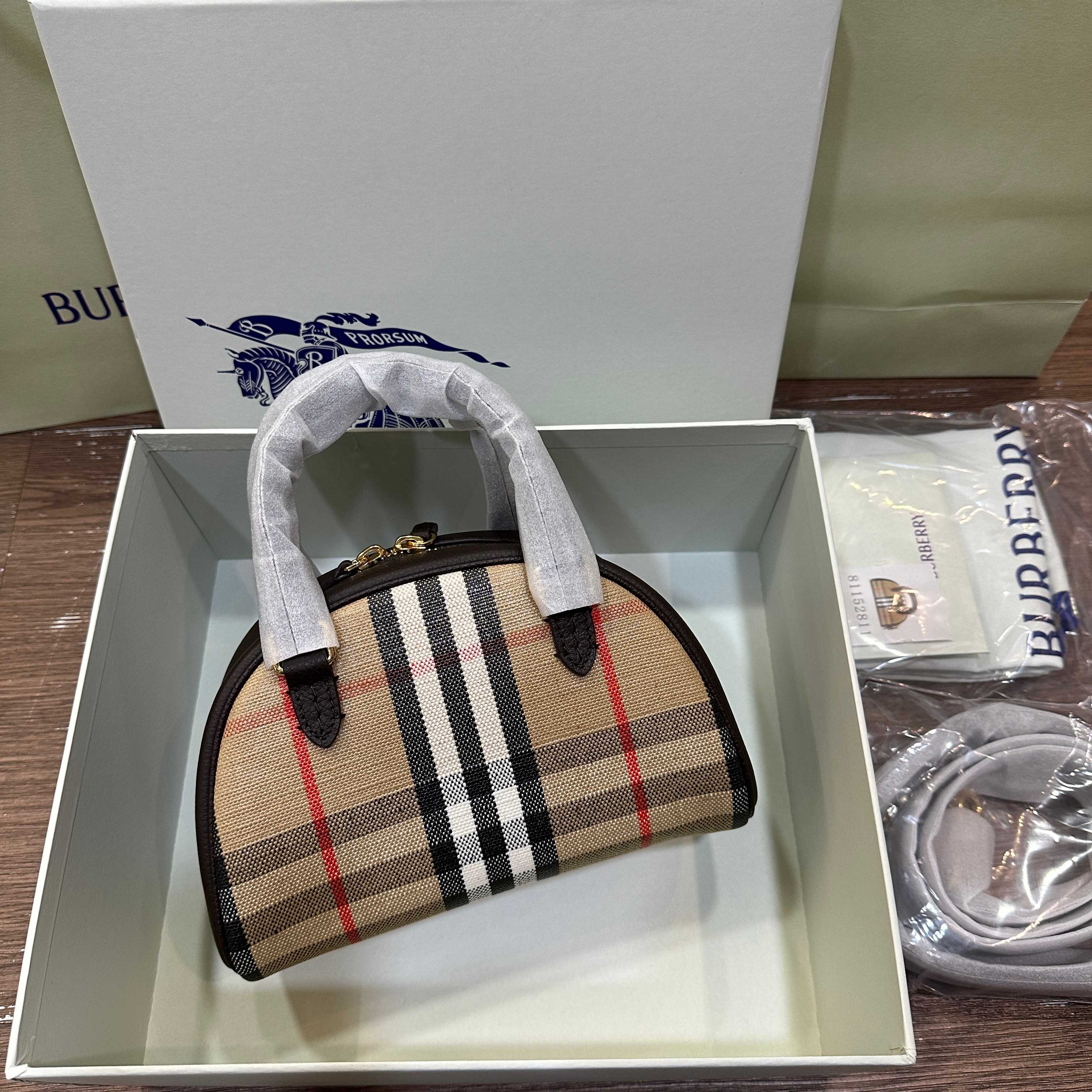 Basic Bag Waterproof 12cm
