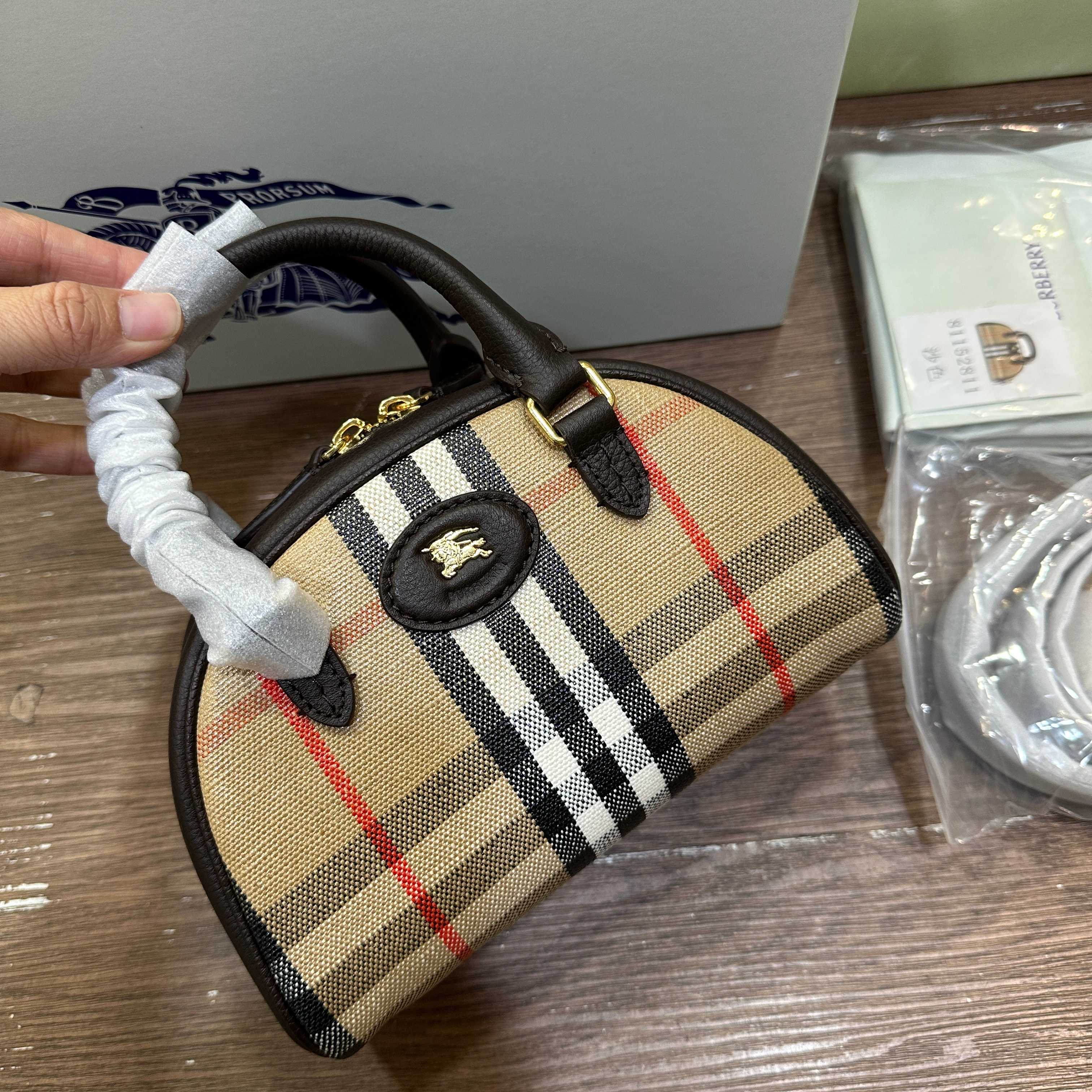 Basic Bag Waterproof 12cm