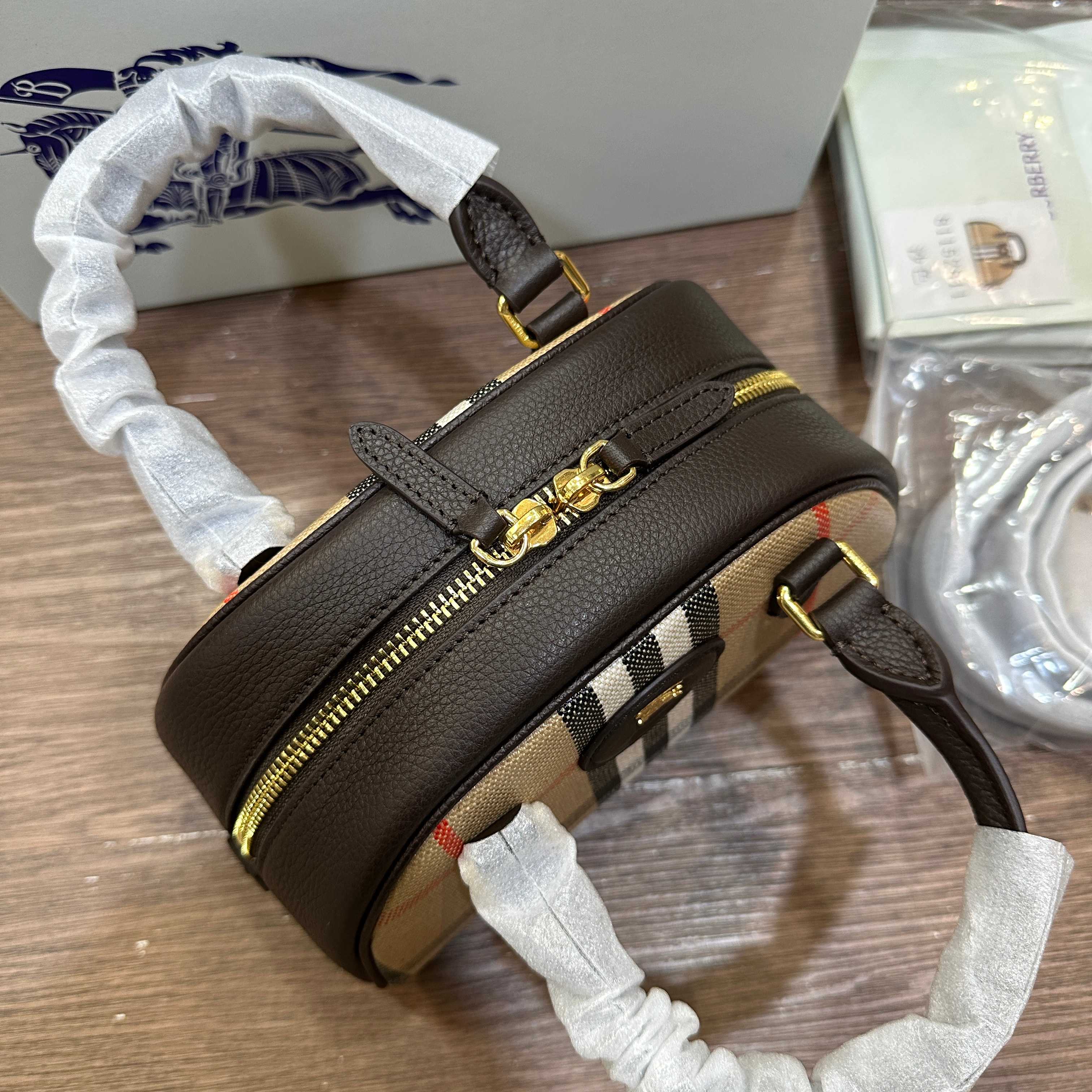 Basic Bag Waterproof 12cm