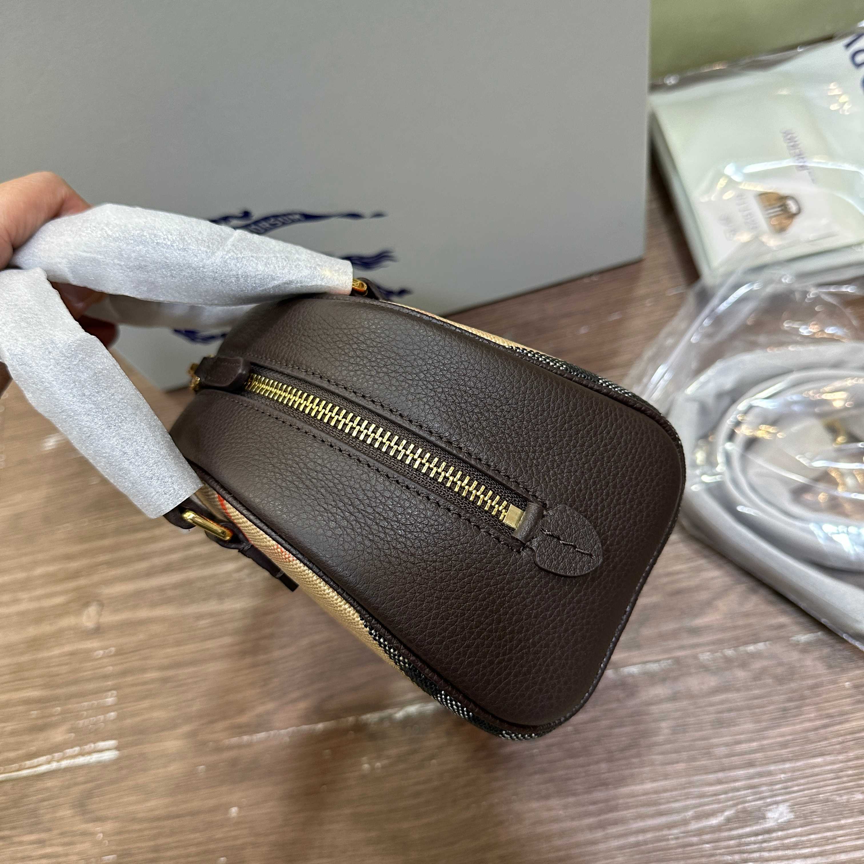 Basic Bag Waterproof 12cm