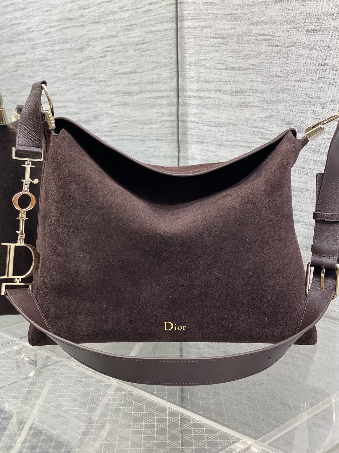 Dior Basic Bag M-s