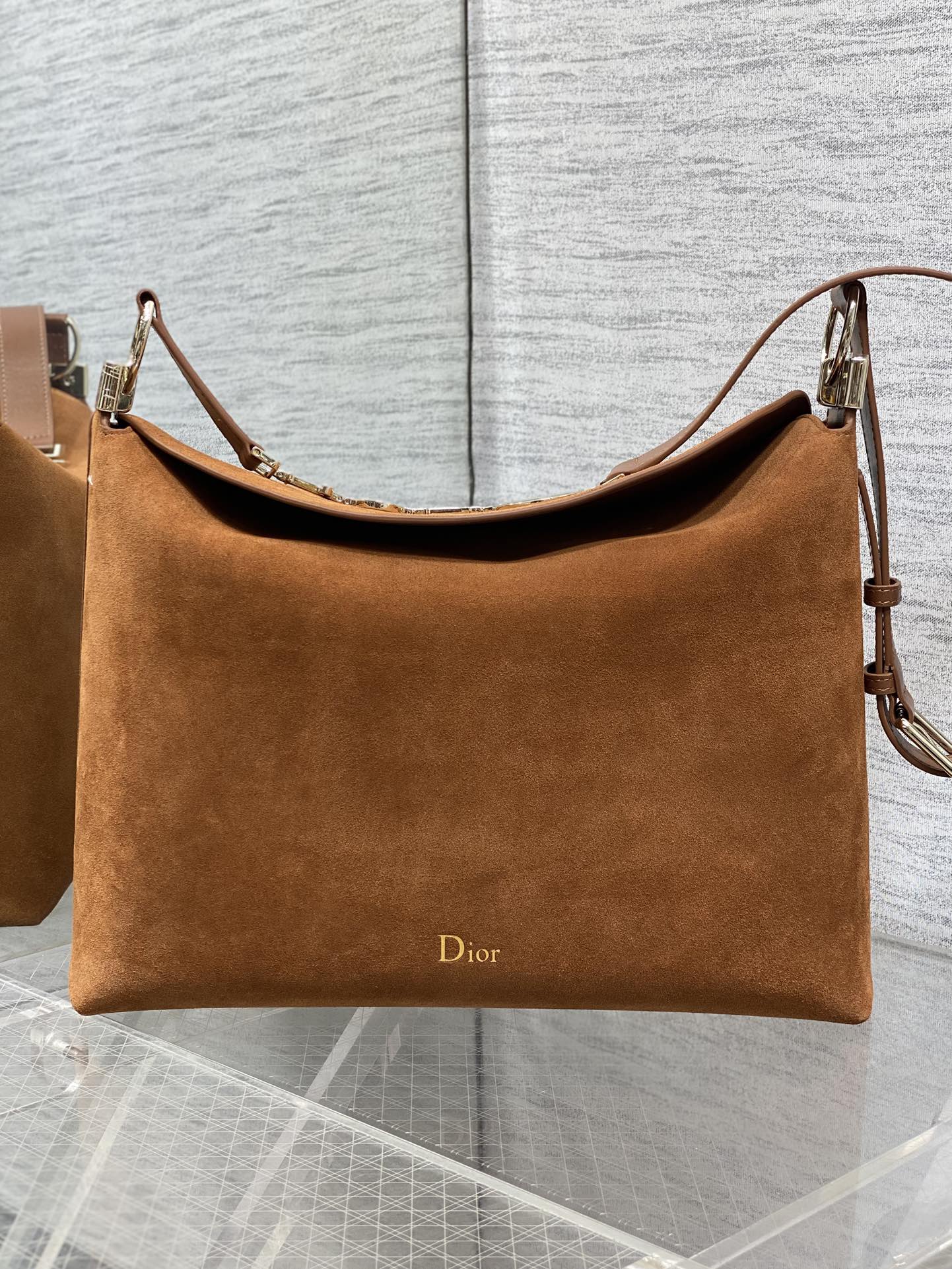 Dior Basic Bag M-s