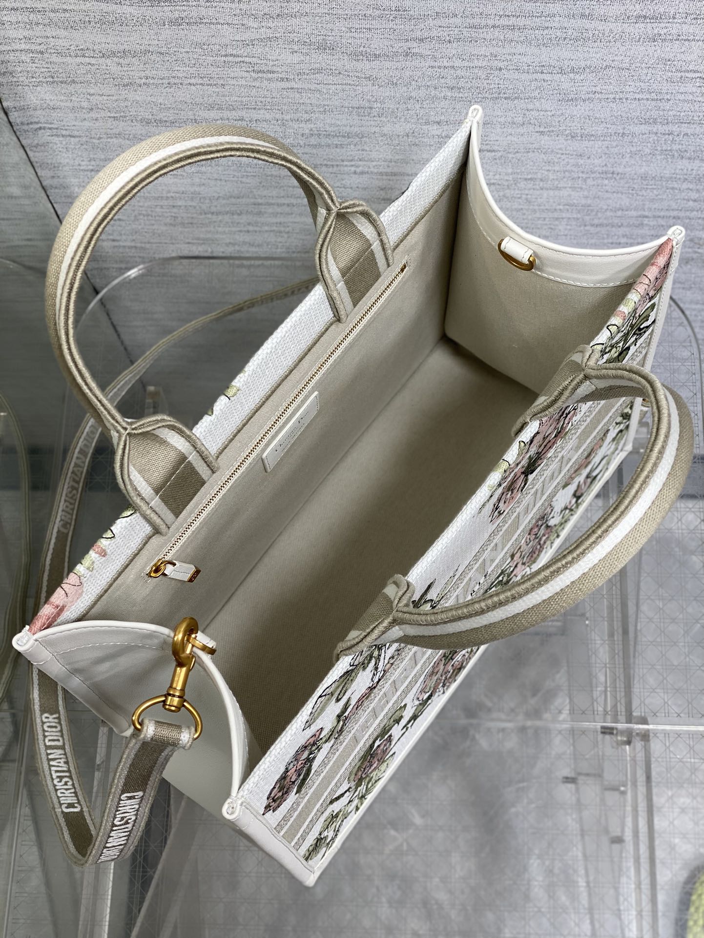 Basic Bag Cow Leather White Large Capacity 27cm-s