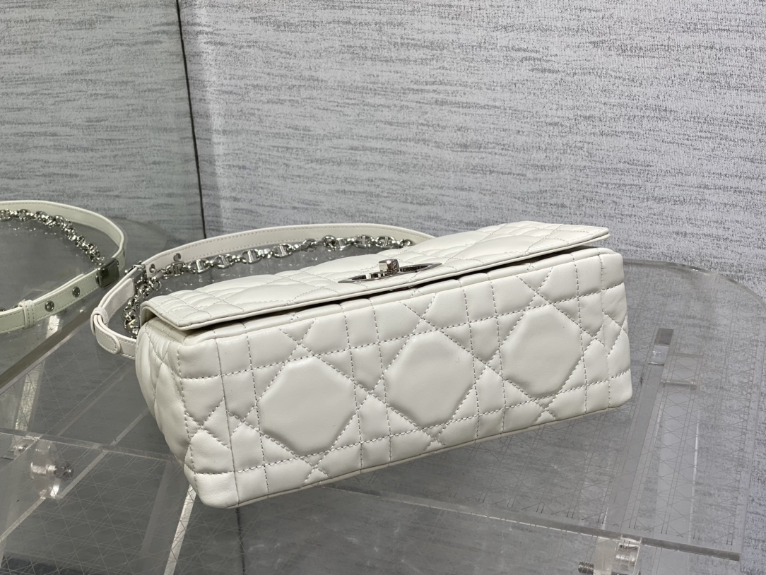 Basic Bag Cow Leather Gold M-s
