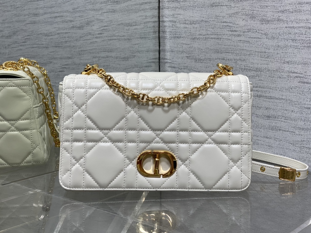 Basic Bag Cow Leather Gold M-s