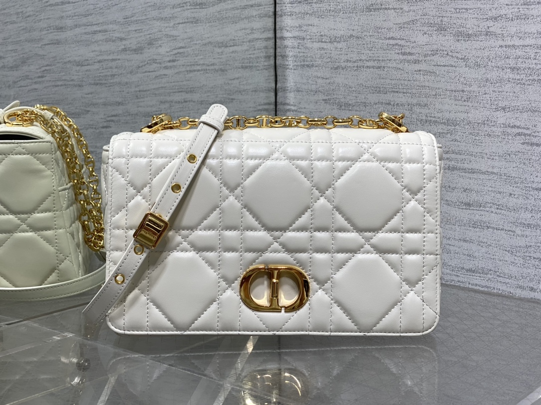 Basic Bag Cow Leather Gold M-s
