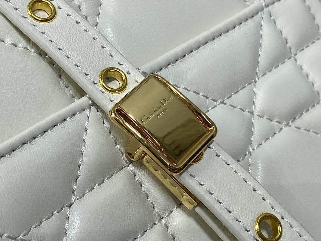 Basic Bag Cow Leather Gold M-s
