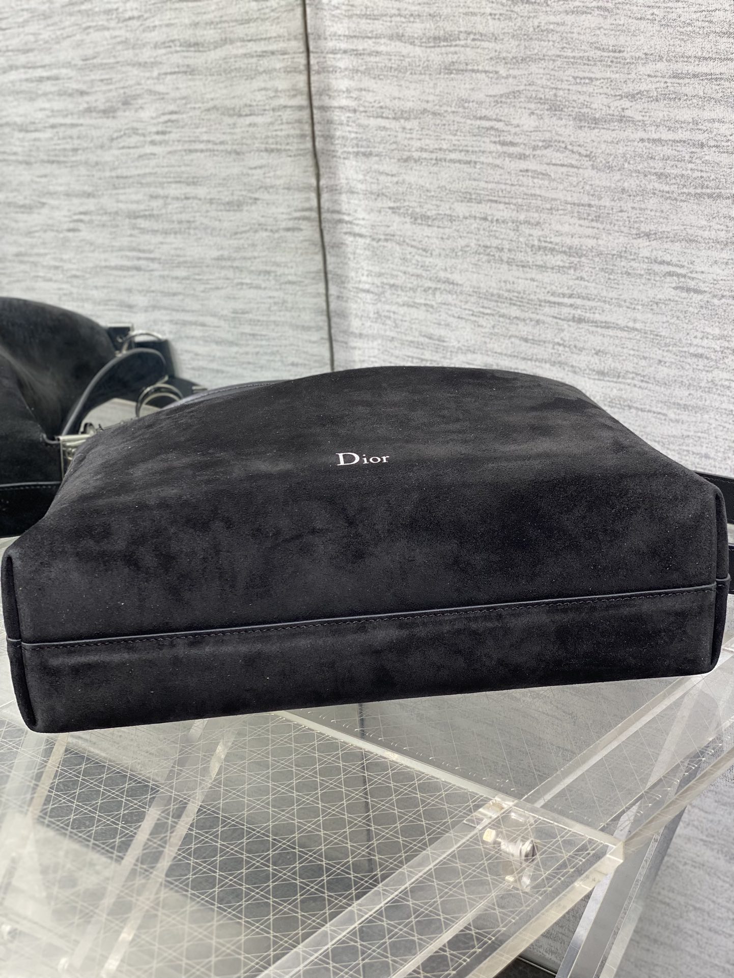 Dior Basic Bag M-s