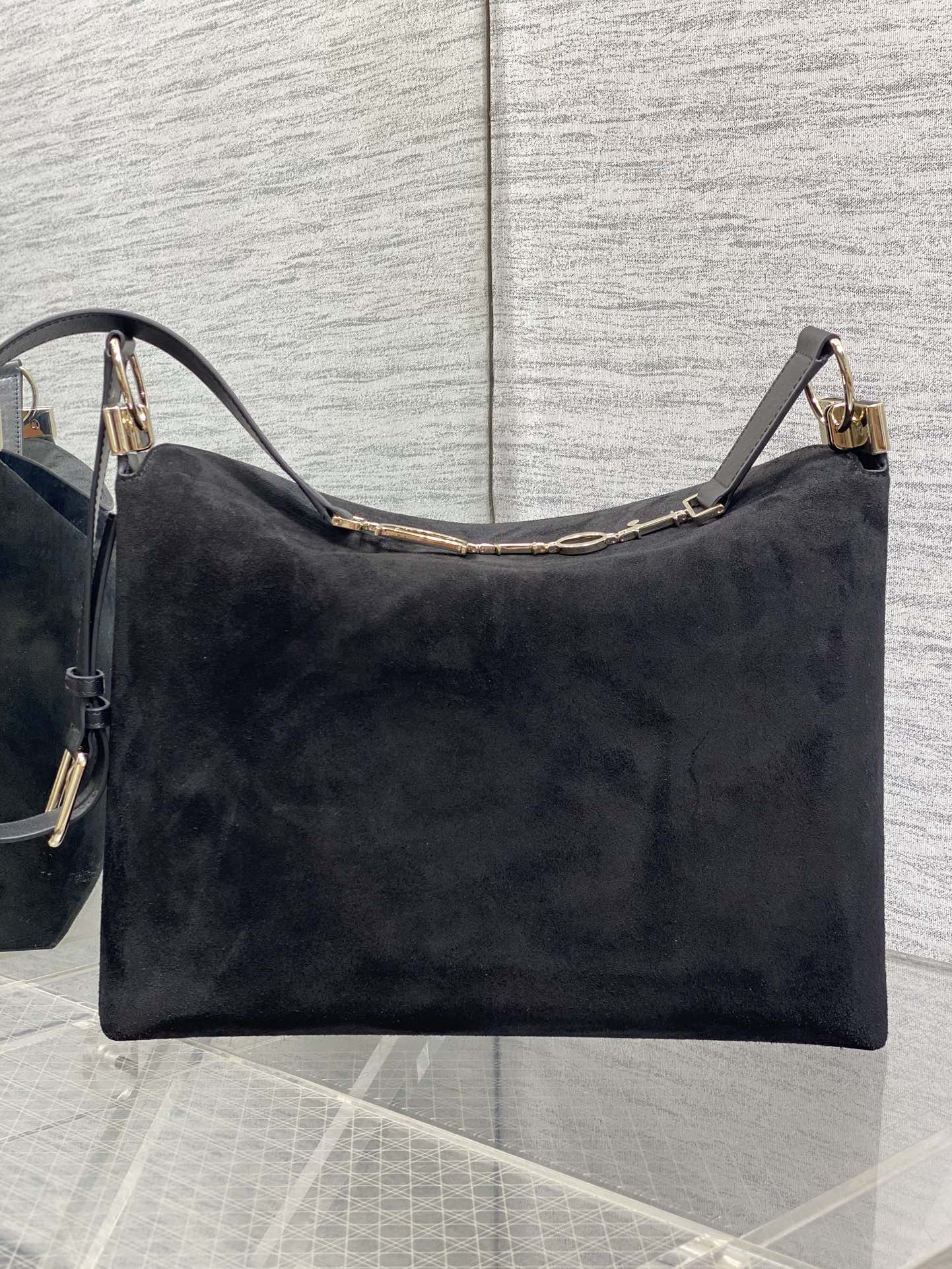 Dior Basic Bag M-s