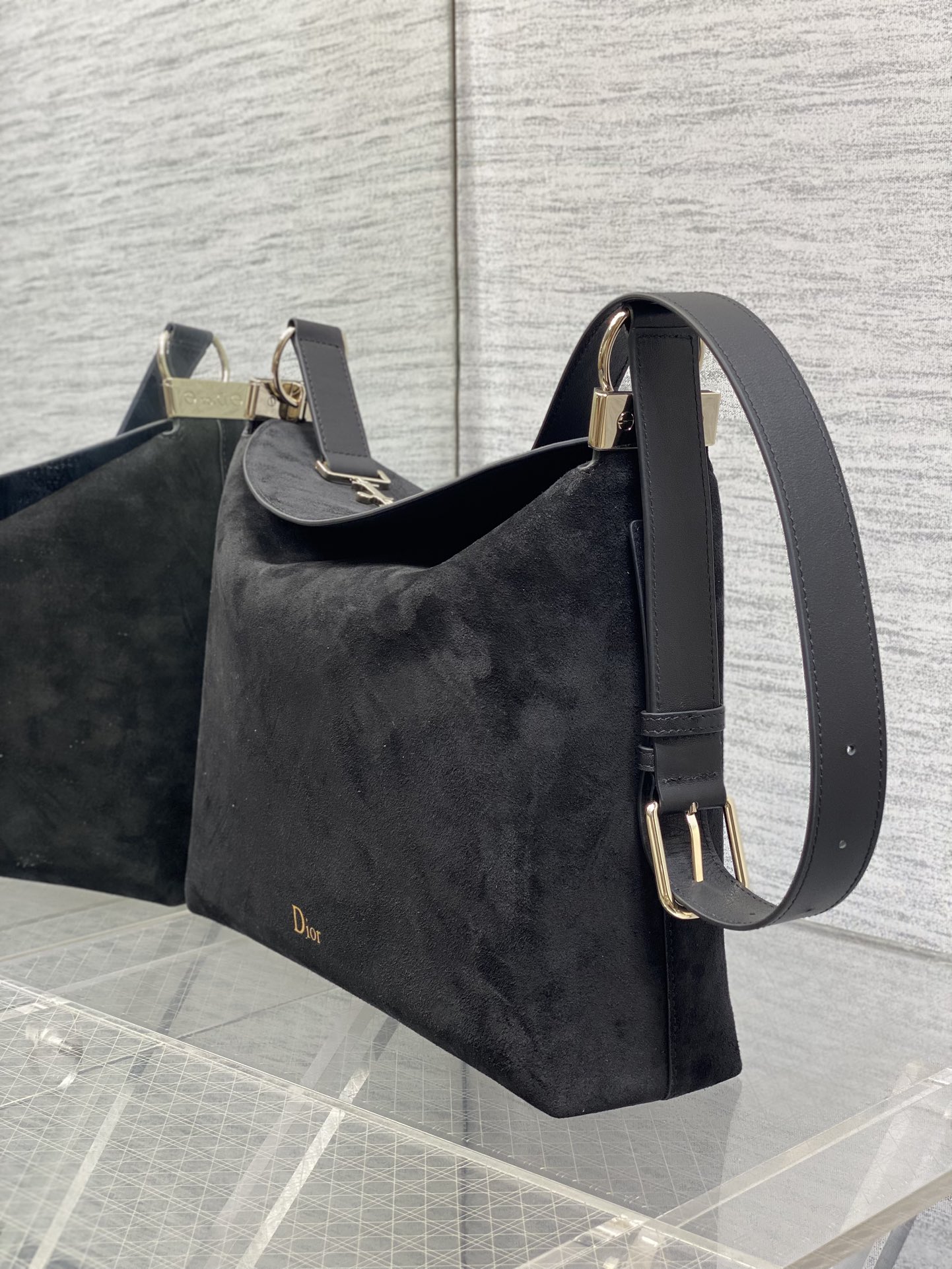 Dior Basic Bag M-s