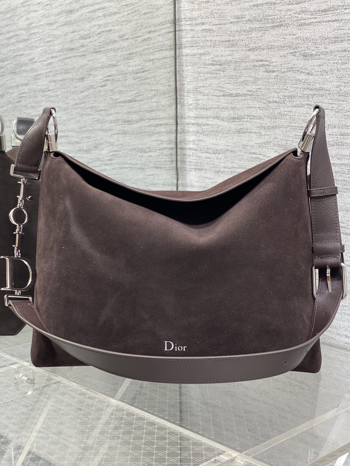 Dior Basic Bag M-s