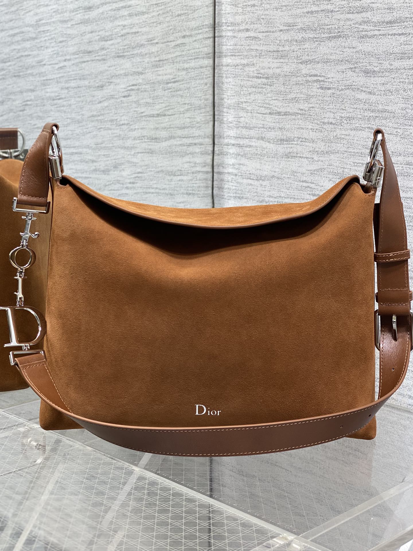 Dior Basic Bag M-s