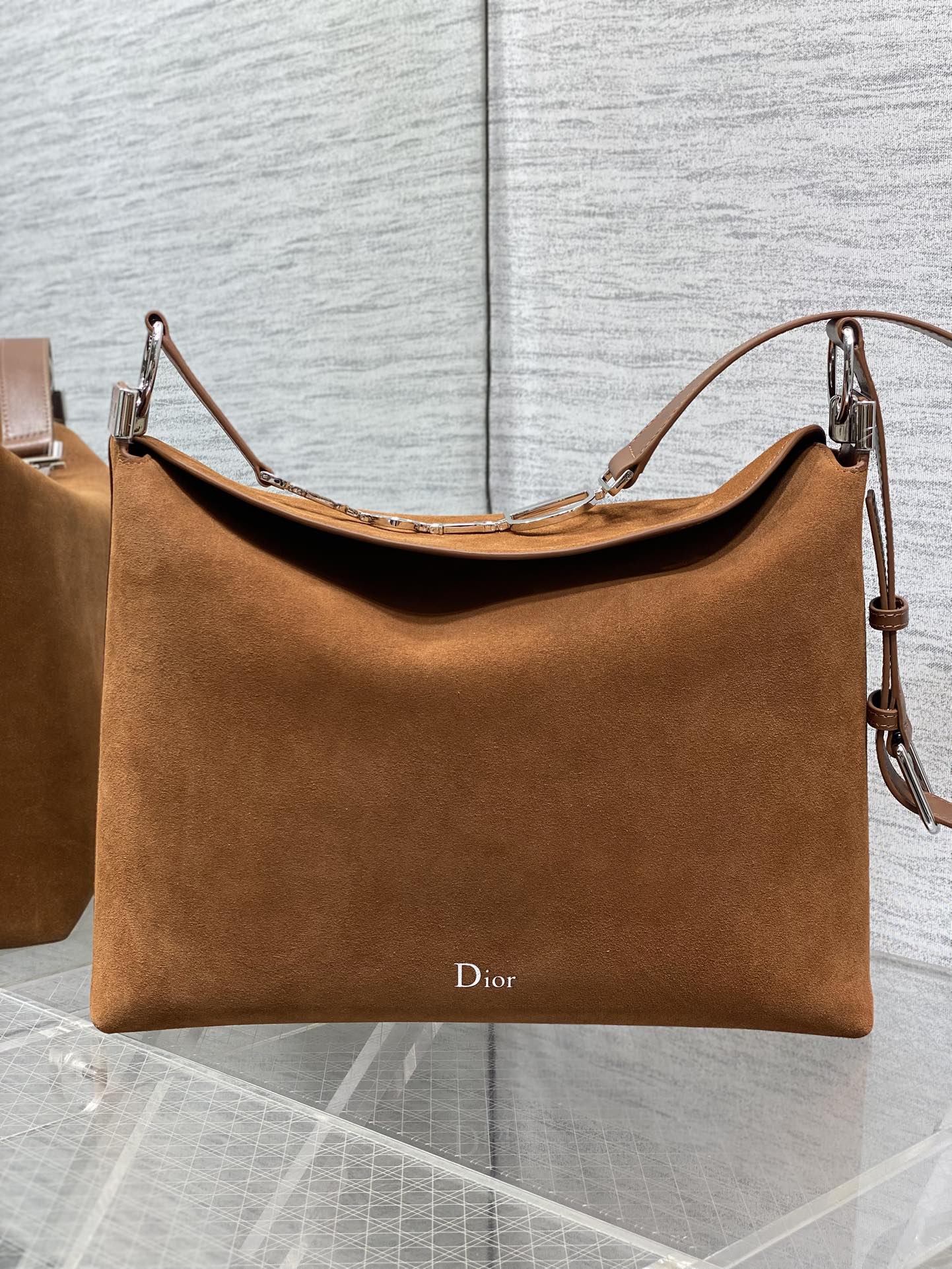 Dior Basic Bag M-s