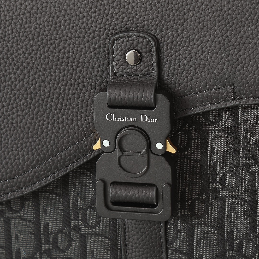 Dior Basic Bag Cow Leather Black M-l-s