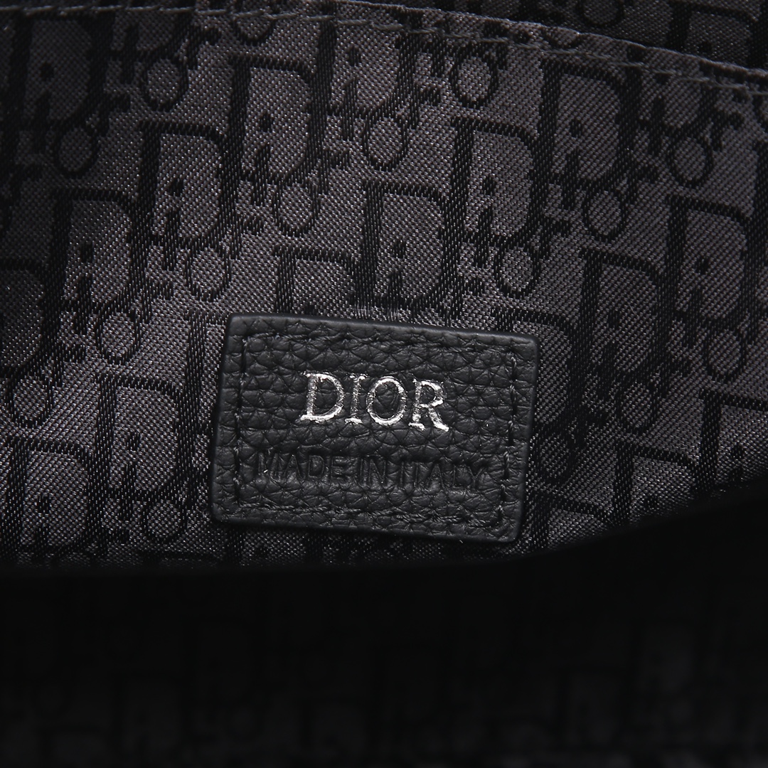 Dior Basic Bag Cow Leather Black M-l-s