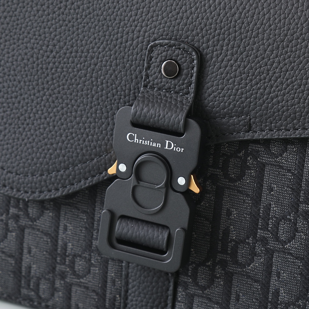 Dior Basic Bag Cow Leather Black L-s