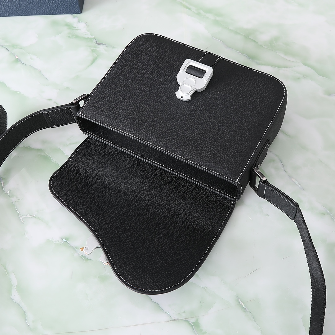 Dior Basic Bag Cow Leather Black L-s