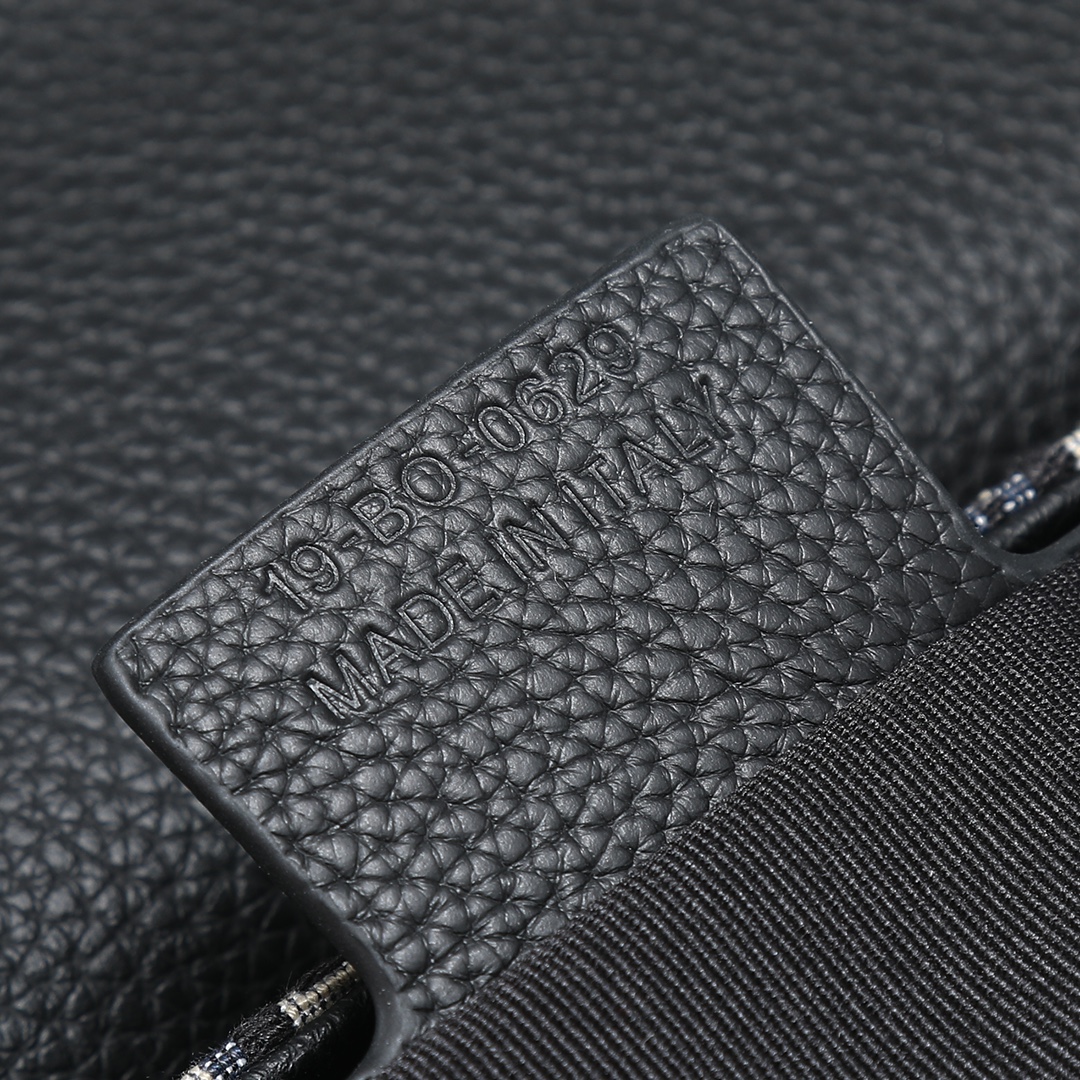 Dior Basic Bag Cow Leather Black L-s