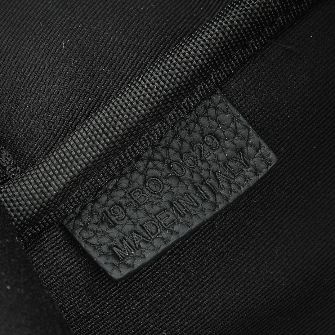 Dior Male Shoulder Bag Cow Leather Black L