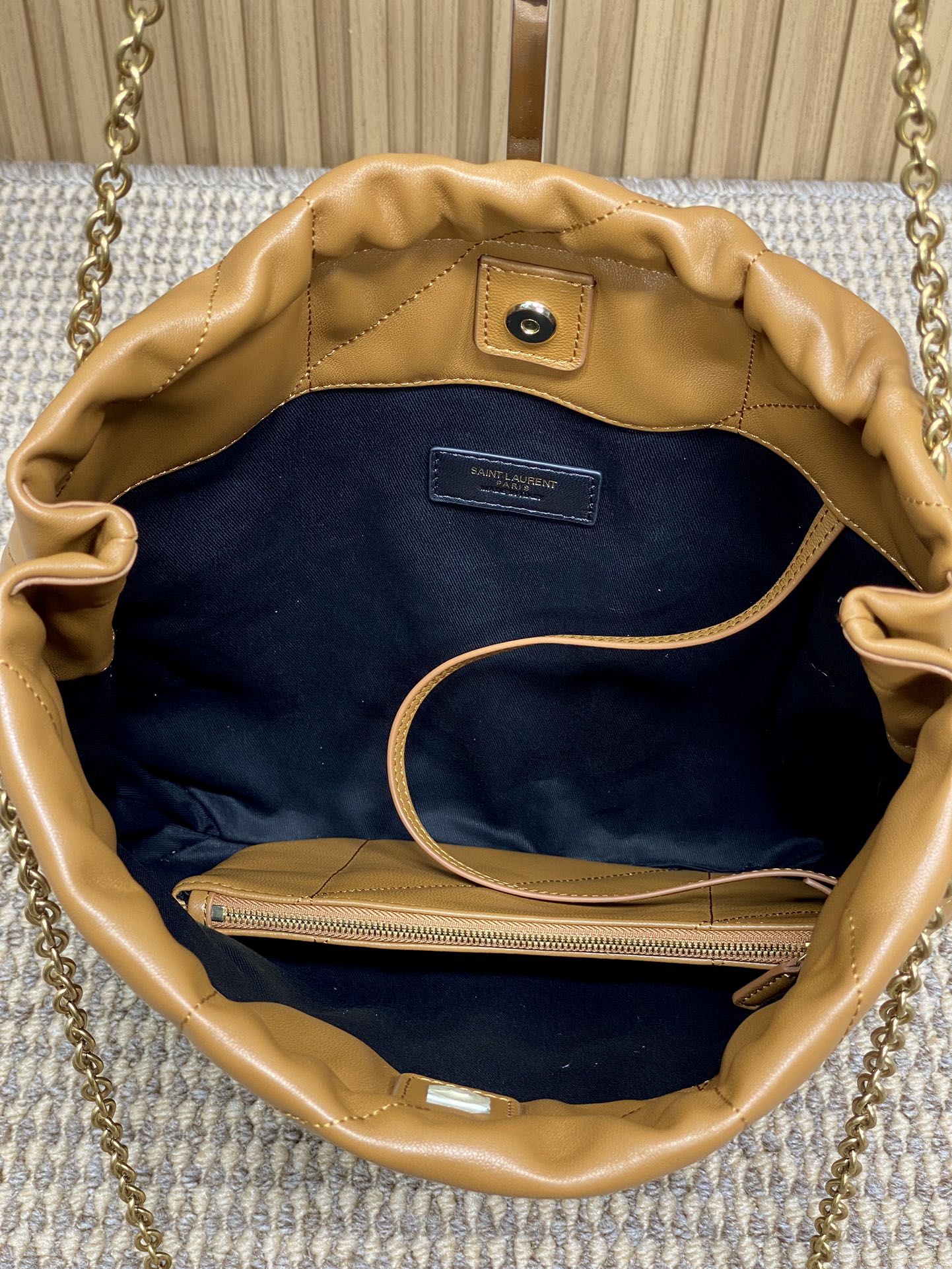 Ysl Basic Bag Sheepskin Brown M-l-s